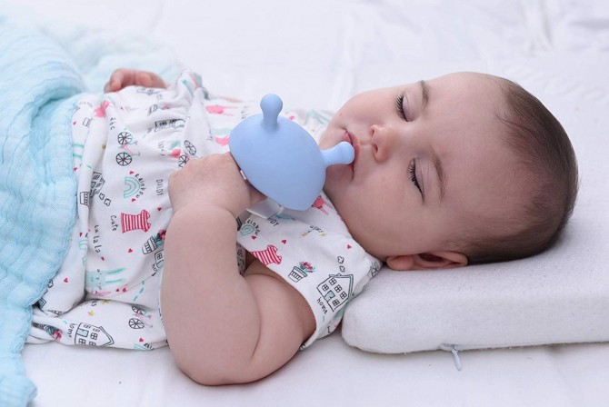 Gryzak Uspokajający Mombella - Mushroom Grey